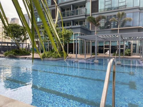 Grand Hyatt Condo